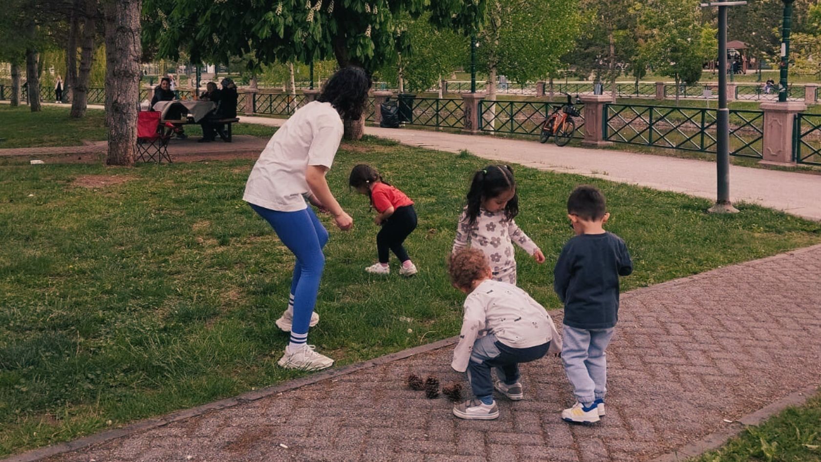 melike-ozturk-anasayfa-banner-cocukla-oyun-terapisi (1)